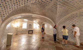Fliesensaal im Schloss Caputh, Foto: Martin Karnbach, Lizenz: Gemeinde Schwielowsee